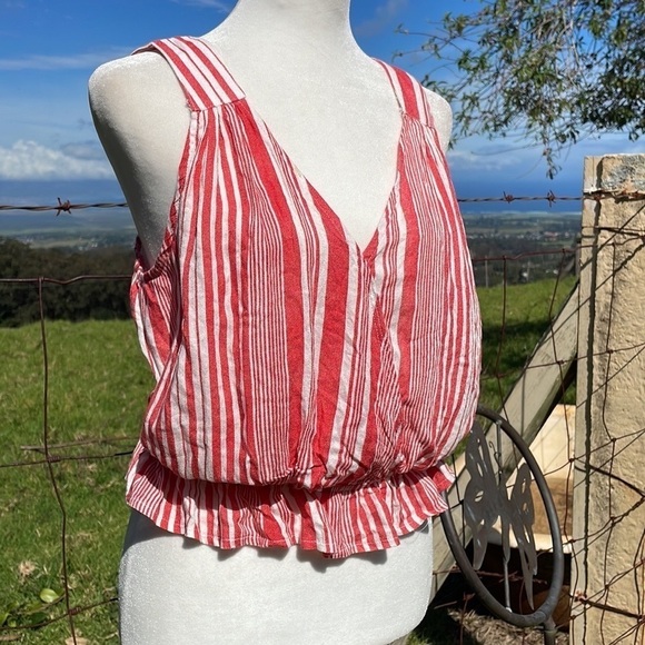 PrettyLittleThing Red and White Ruched Tank Top - Picture 4 of 7